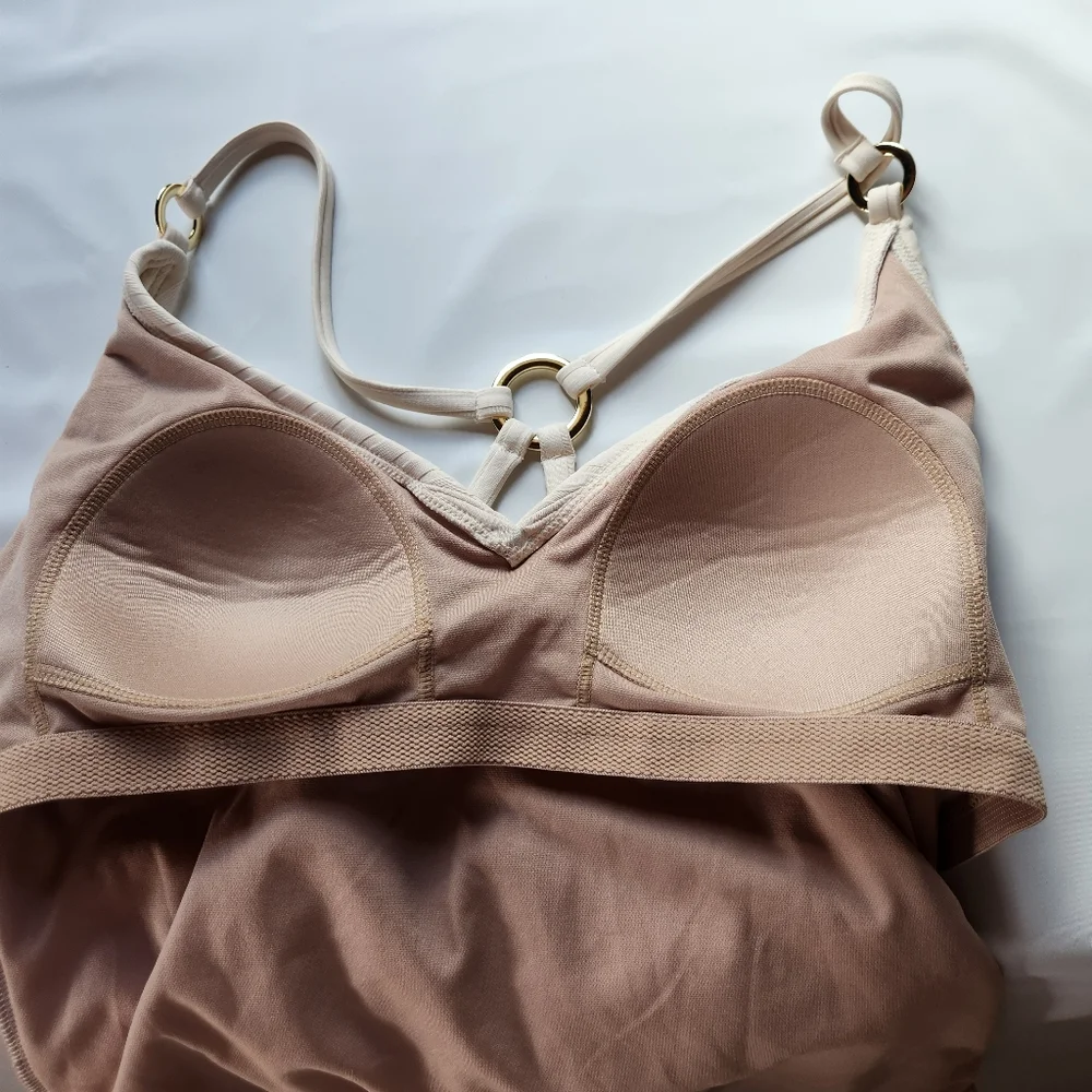 Kona Sol elegant cream